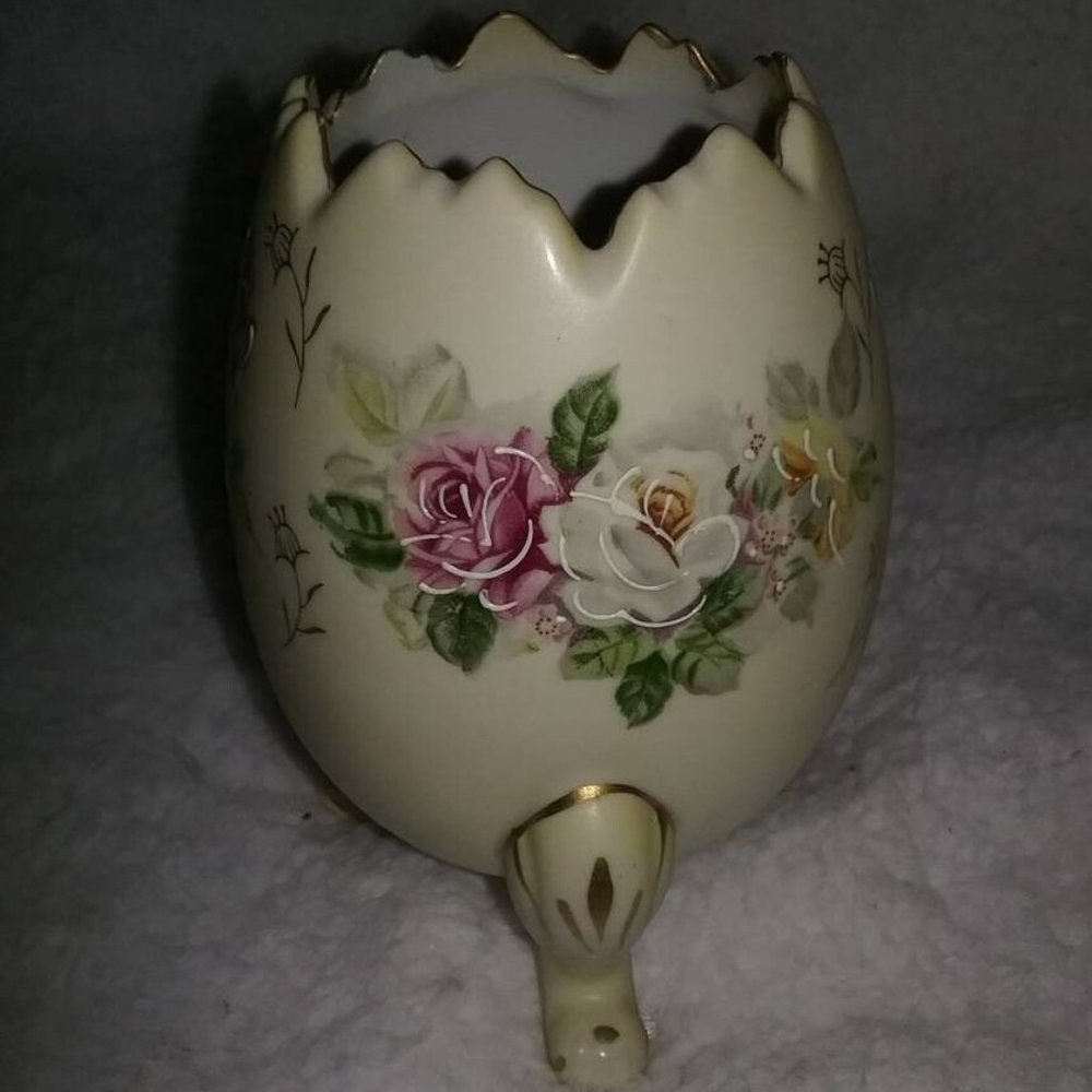 Vintage 1962 Inarco E-116/M Porcelain Footed beautiful Egg